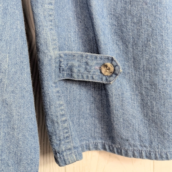 Christopher and Banks Snowman Shirt Women's Size Medium Embroidered Button Up - Picture 9 of 14